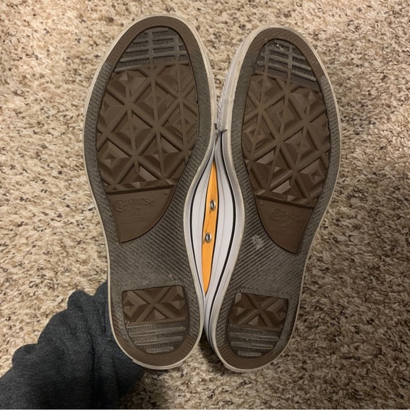 Peach converse sneaker - Picture 5 of 6